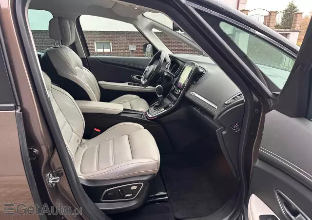 RENAULT Grand Scenic ENERGY dCi 110 EDC LIMITED