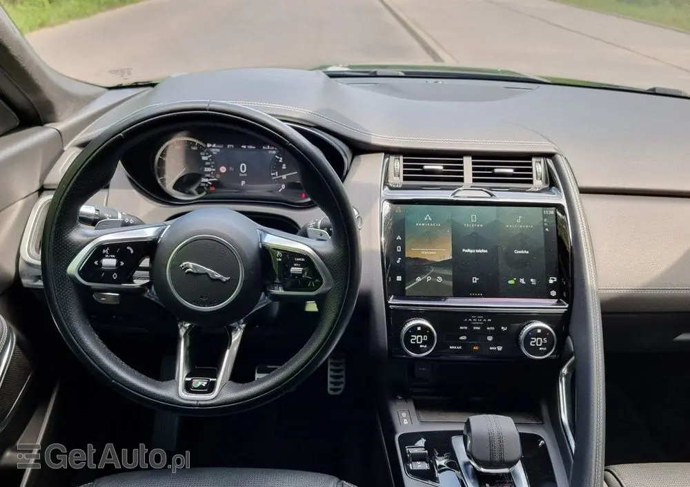 JAGUAR E-Pace 