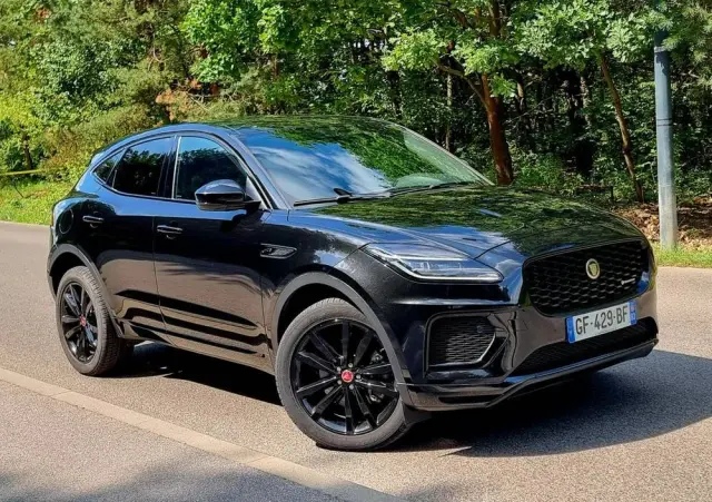 JAGUAR E-Pace 