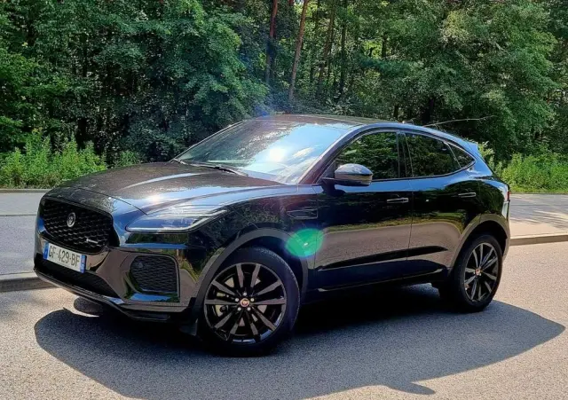 JAGUAR E-Pace 