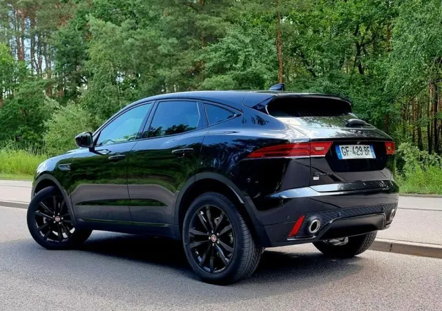 JAGUAR E-Pace 