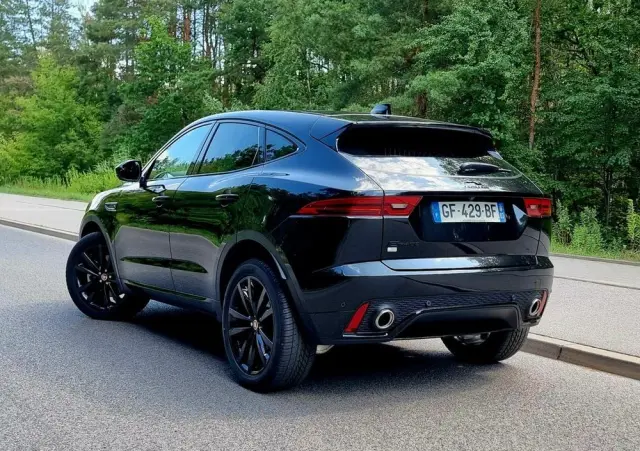 JAGUAR E-Pace 