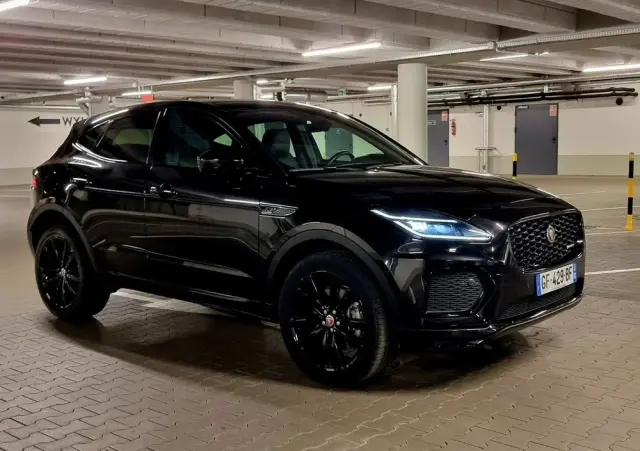 JAGUAR E-Pace 