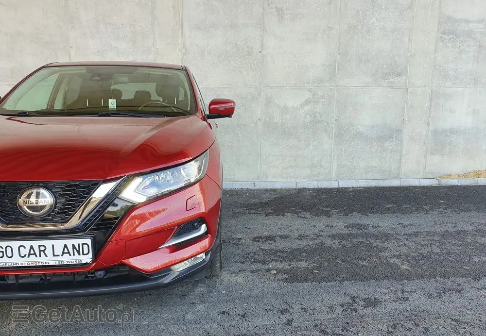 NISSAN Qashqai 1.3 DIG-T TEKNA