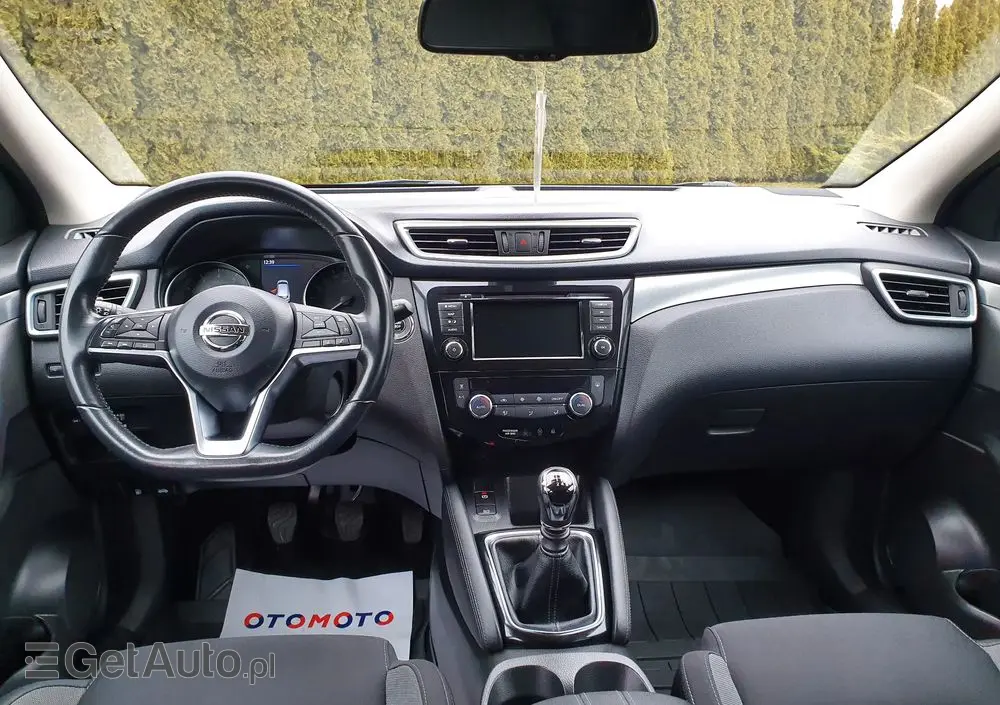 NISSAN Qashqai 1.3 DIG-T TEKNA