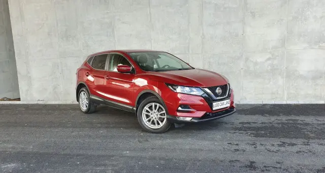 NISSAN Qashqai 1.3 DIG-T TEKNA