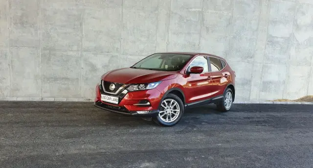 NISSAN Qashqai 1.3 DIG-T TEKNA