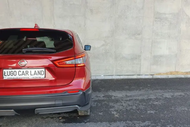 NISSAN Qashqai 1.3 DIG-T TEKNA