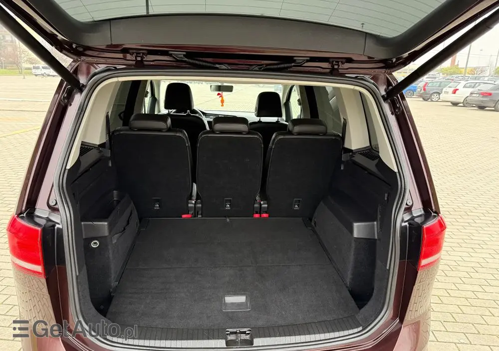 VOLKSWAGEN Touran 2.0 TDI SCR DSG Comfortline