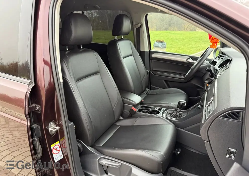 VOLKSWAGEN Touran 2.0 TDI SCR DSG Comfortline