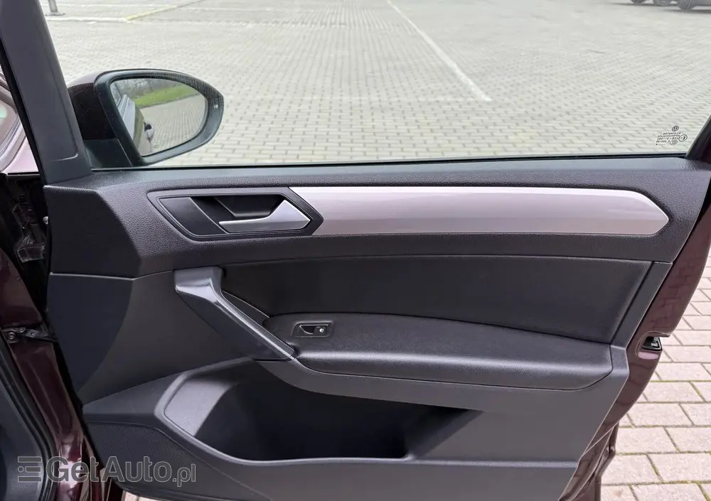 VOLKSWAGEN Touran 2.0 TDI SCR DSG Comfortline