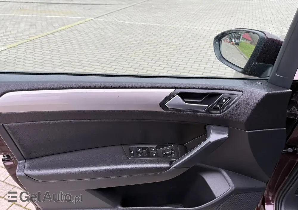 VOLKSWAGEN Touran 2.0 TDI SCR DSG Comfortline