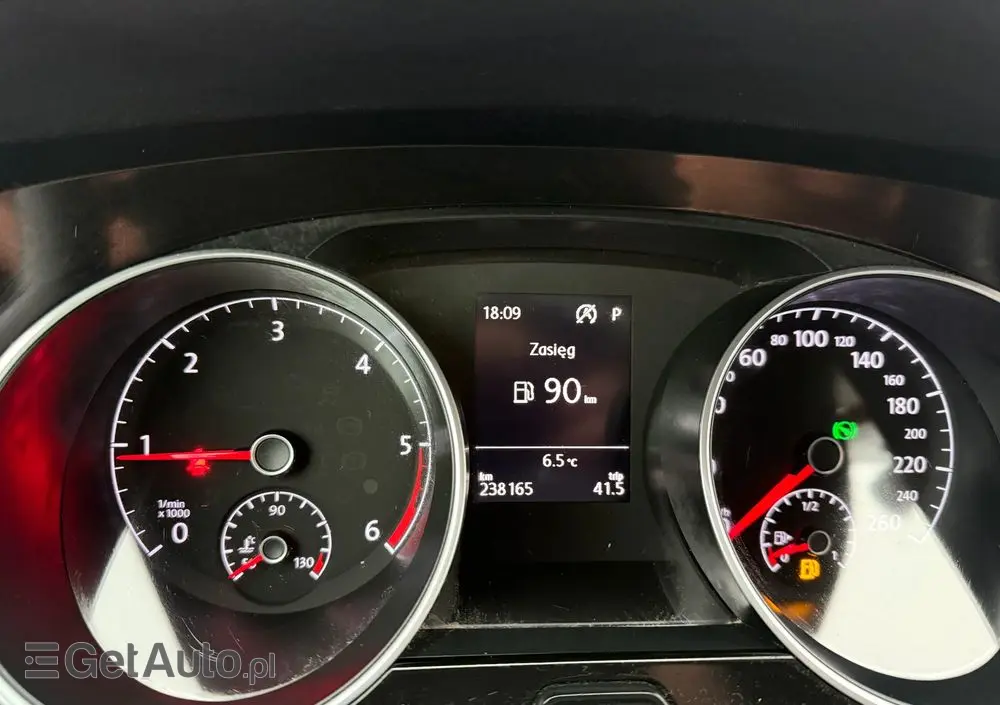 VOLKSWAGEN Touran 2.0 TDI SCR DSG Comfortline