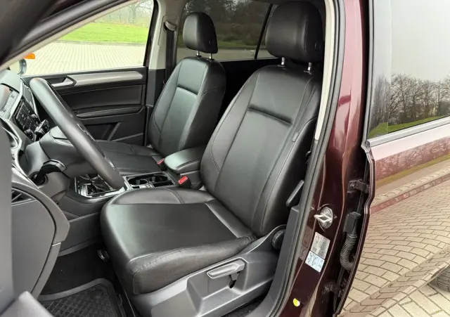 VOLKSWAGEN Touran 2.0 TDI SCR DSG Comfortline