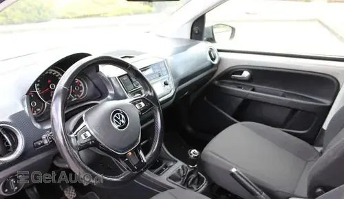VOLKSWAGEN Up! 