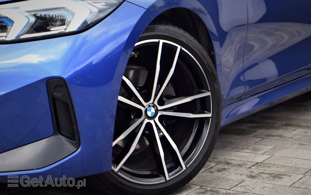 BMW Seria 3 320d xDrive M Sport sport