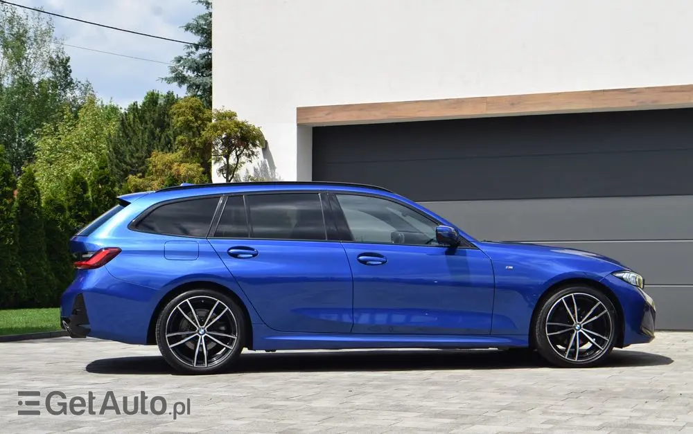 BMW Seria 3 320d xDrive M Sport sport