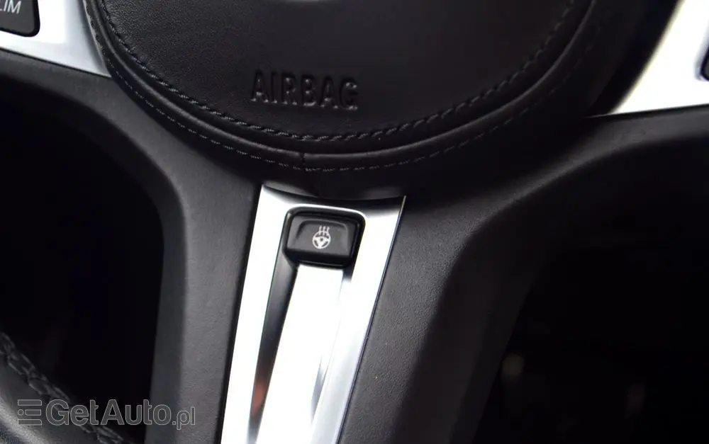 BMW Seria 3 320d xDrive M Sport sport