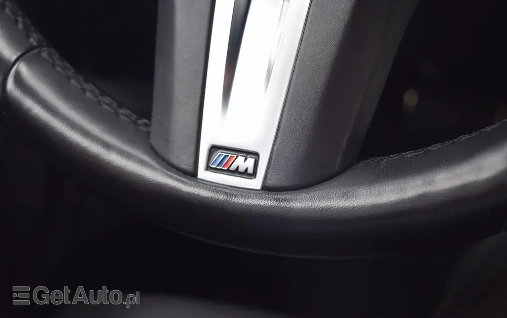 BMW Seria 3 320d xDrive M Sport sport