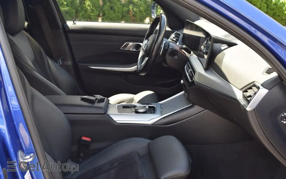 BMW Seria 3 320d xDrive M Sport sport