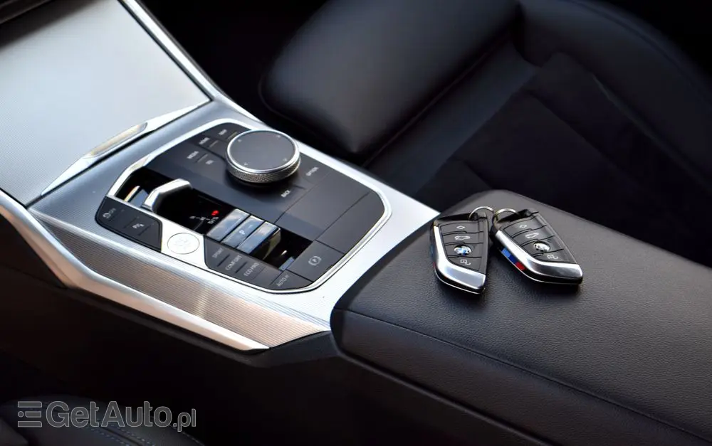 BMW Seria 3 320d xDrive M Sport sport