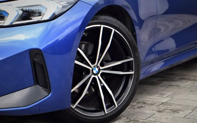 BMW Seria 3 320d xDrive M Sport sport
