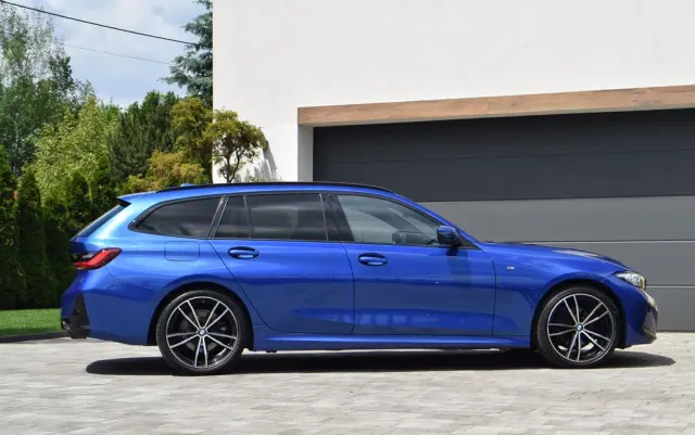 BMW Seria 3 320d xDrive M Sport sport