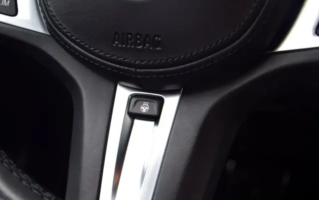 BMW Seria 3 320d xDrive M Sport sport