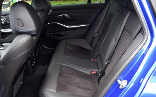 BMW Seria 3 320d xDrive M Sport sport