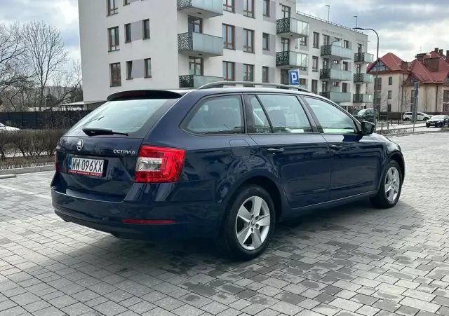 SKODA Octavia 1.6 TDI Ambition