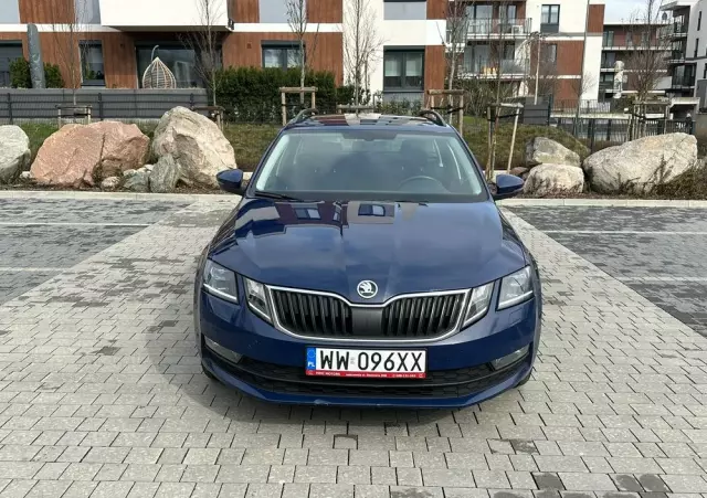 SKODA Octavia 1.6 TDI Ambition