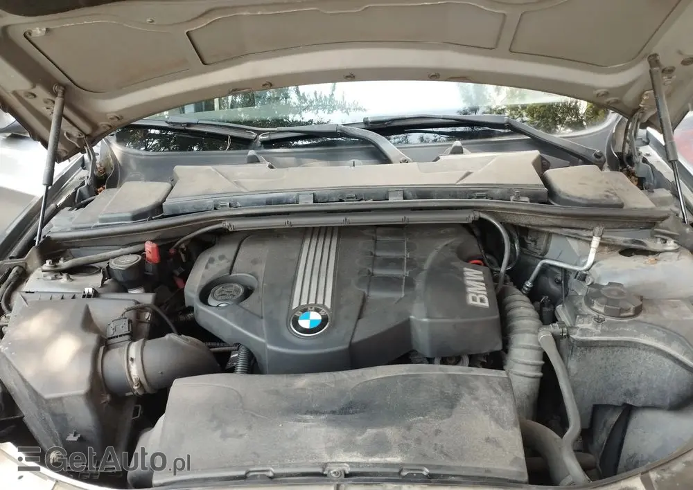BMW Seria 3 318d DPF Edition Sport