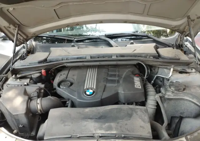 BMW Seria 3 318d DPF Edition Sport