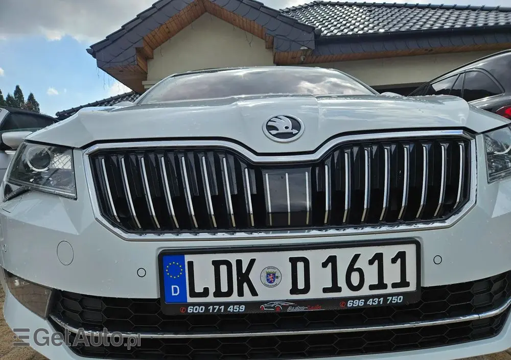 SKODA Superb 2.0 TDI DSG Premium Edition