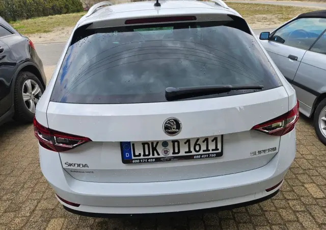 SKODA Superb 2.0 TDI DSG Premium Edition