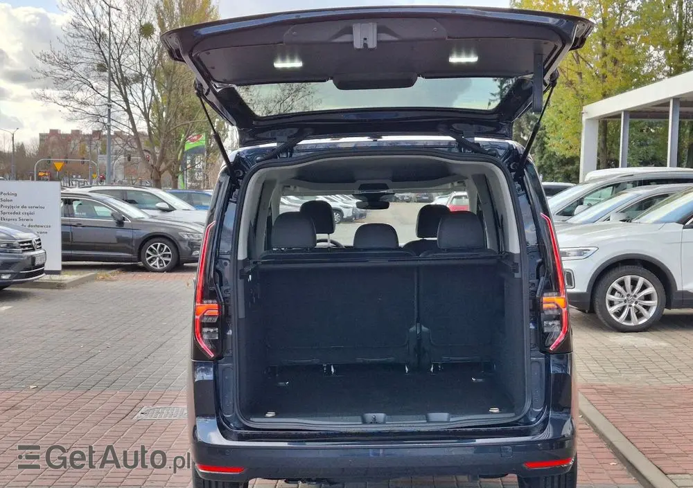 VOLKSWAGEN Caddy 1.5 TSI Style DSG