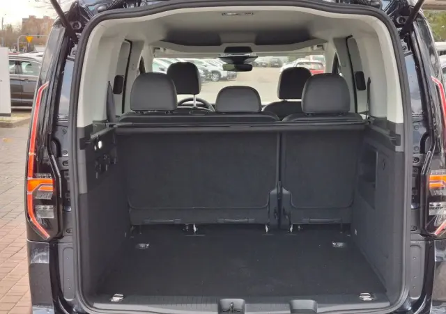 VOLKSWAGEN Caddy 1.5 TSI Style DSG