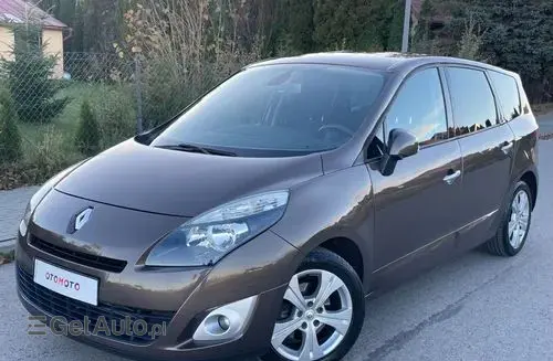 RENAULT Grand Scenic 