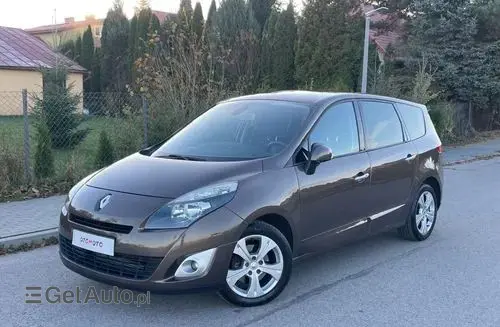 RENAULT Grand Scenic 