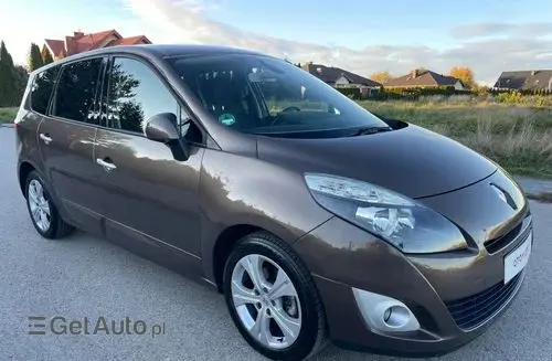RENAULT Grand Scenic 