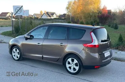 RENAULT Grand Scenic 