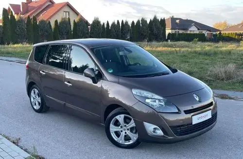 RENAULT Grand Scenic 
