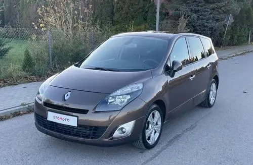 RENAULT Grand Scenic 