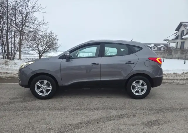 HYUNDAI Ix35 2.0 4WD Trend