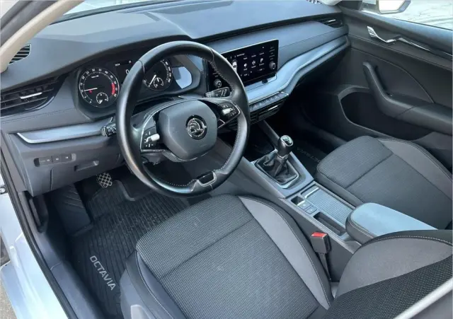 SKODA Octavia 2.0 TDI Ambition