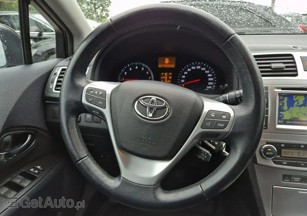 TOYOTA Avensis 