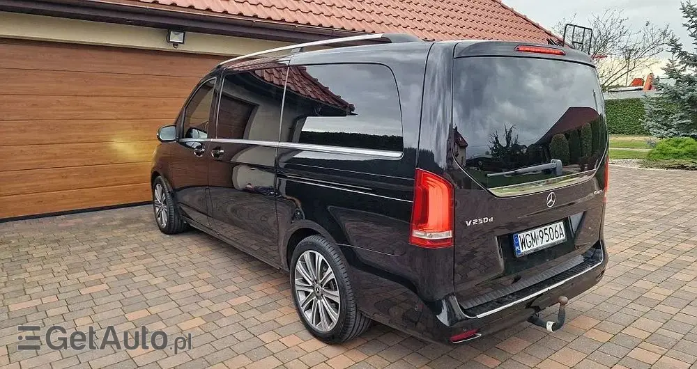 MERCEDES-BENZ Klasa V 250 d 4-Matic 9G-Tronic