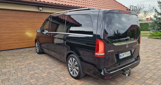 MERCEDES-BENZ Klasa V 250 d 4-Matic 9G-Tronic