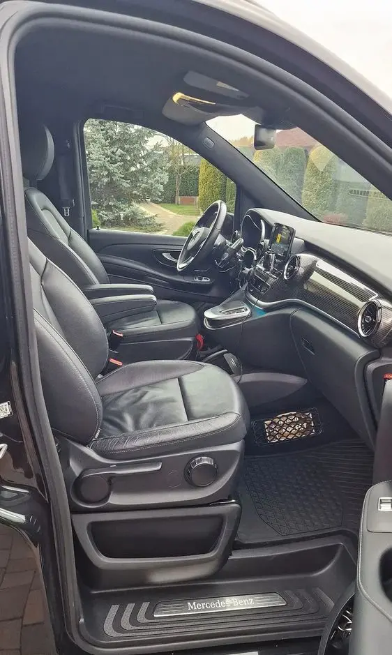 MERCEDES-BENZ Klasa V 250 d 4-Matic 9G-Tronic