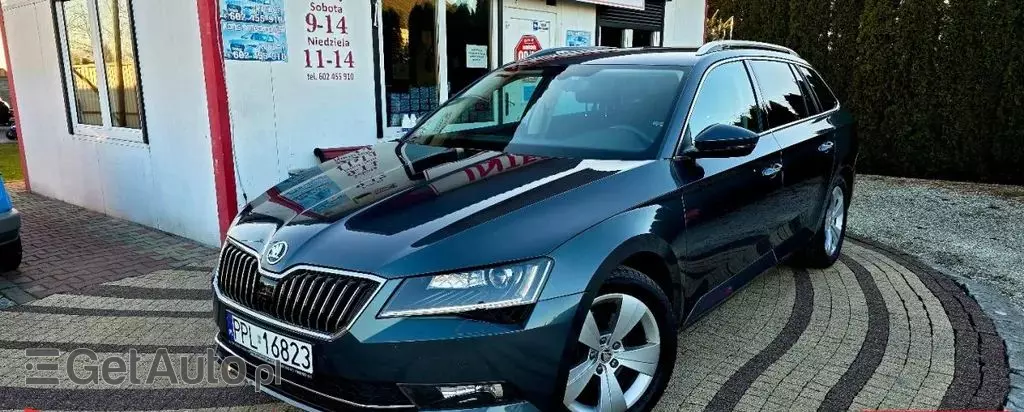 SKODA Superb 